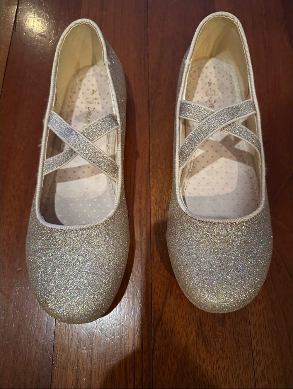 Dream Pairs light gold Glitter Crisscross Ballet Flats for Kids - Size 4